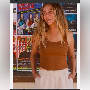 Mollusk hemp rib tank XS brown cropped